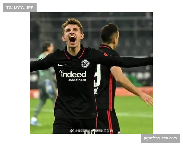 战术聚焦:斯图加特高压逼抢如何有效遏制法兰克福后场出球 战术聚焦:斯图加特高压逼抢如何有效遏制法兰克福后场出球